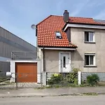 Ayna, Direkt An Der Schweizer Grenze