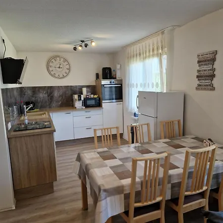 Apartment Ayna, Direkt An Der Schweizer Grenze Bad Sackingen